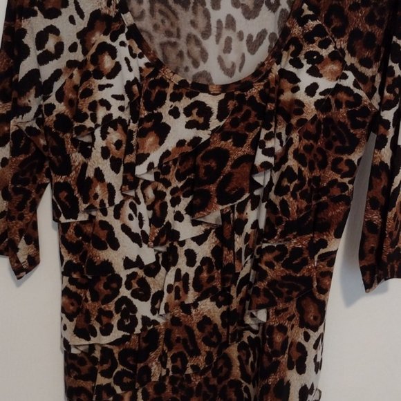 AGB Front Ruffled Animal Print Ladies Blouse - Picture 4 of 9
